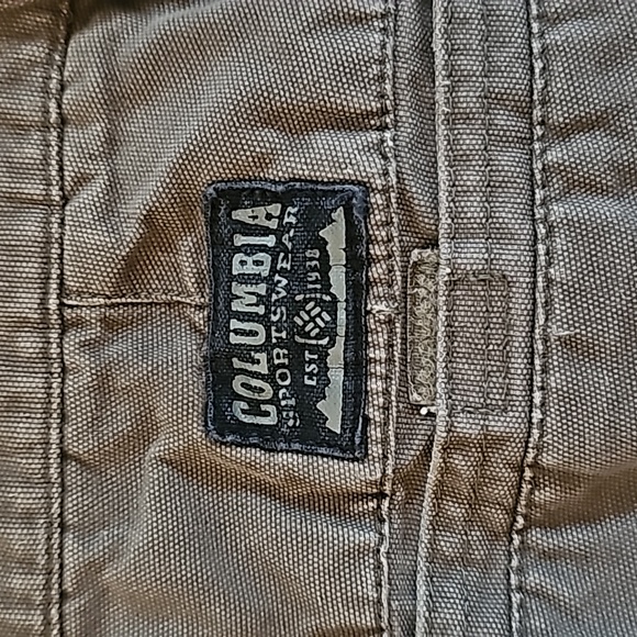 Columbia Cargo Pants, Olive Green,  35x32 - Picture 3 of 3